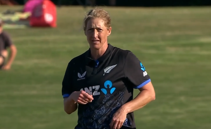 Sophie Devine's 4 for 12 | 1st T20I