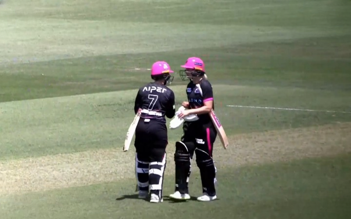 Sydney Sixers Women beat Hobart Hurricanes Women by 6 wickets | Match 1