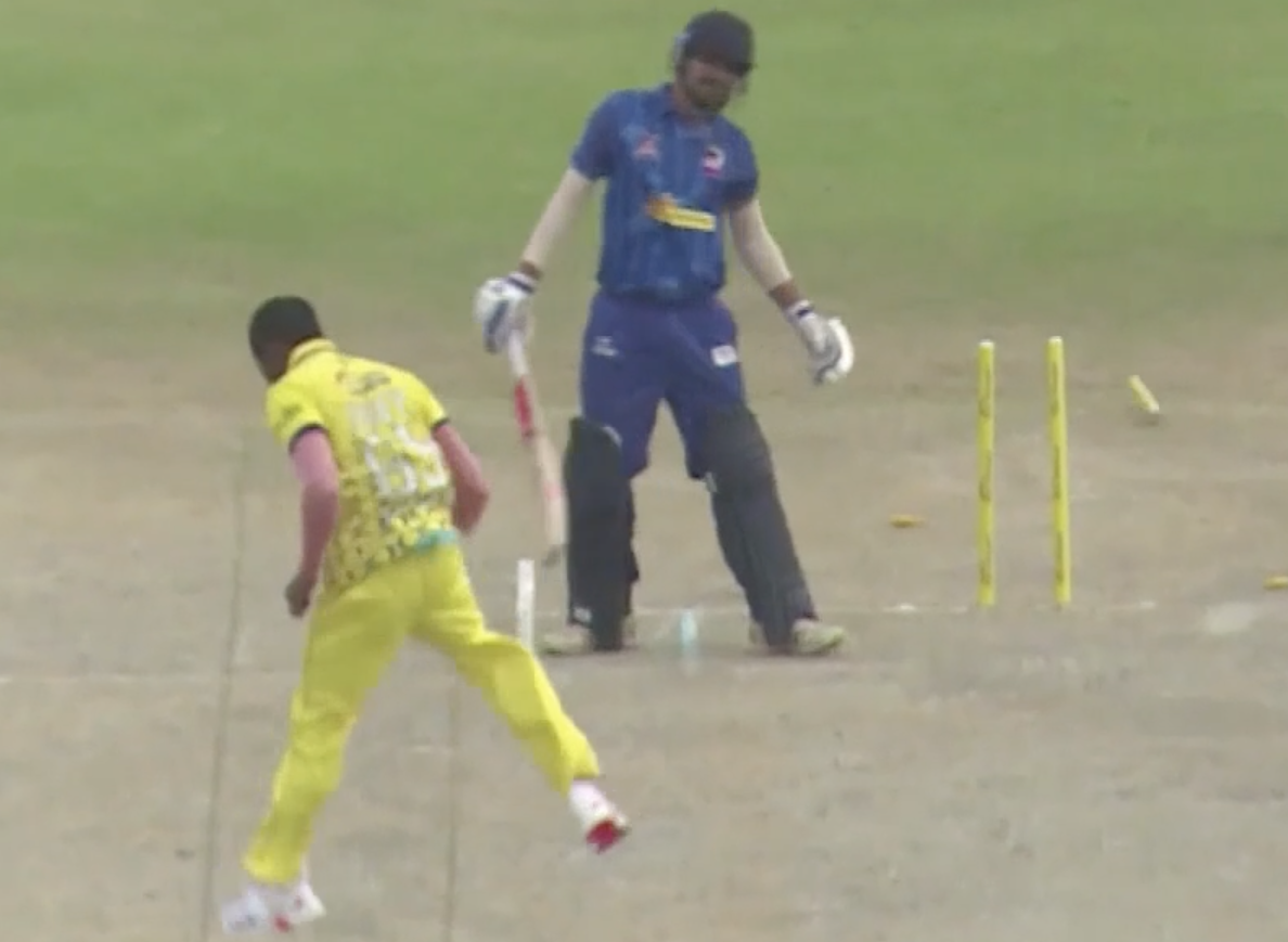 Sunny Singh's 4 for 22 | Match 2