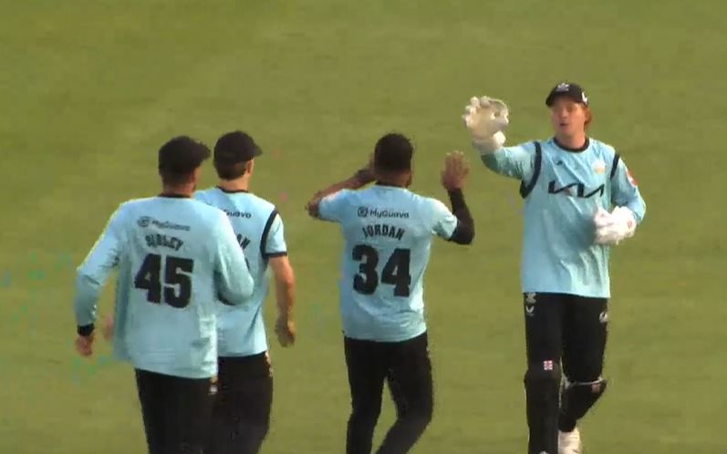 Surrey beat Glamorgan by 7 runs | Match 17