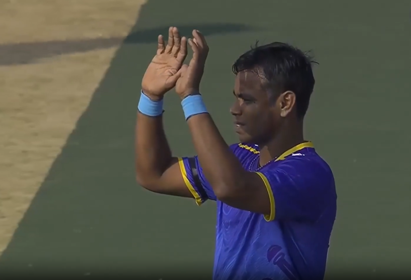 Tanvir Islam's 3 for 8 | Match 11