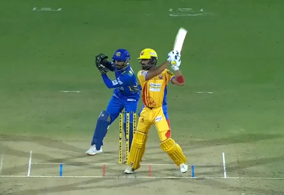 Match 11, Dindigul Dragons: All Fours 