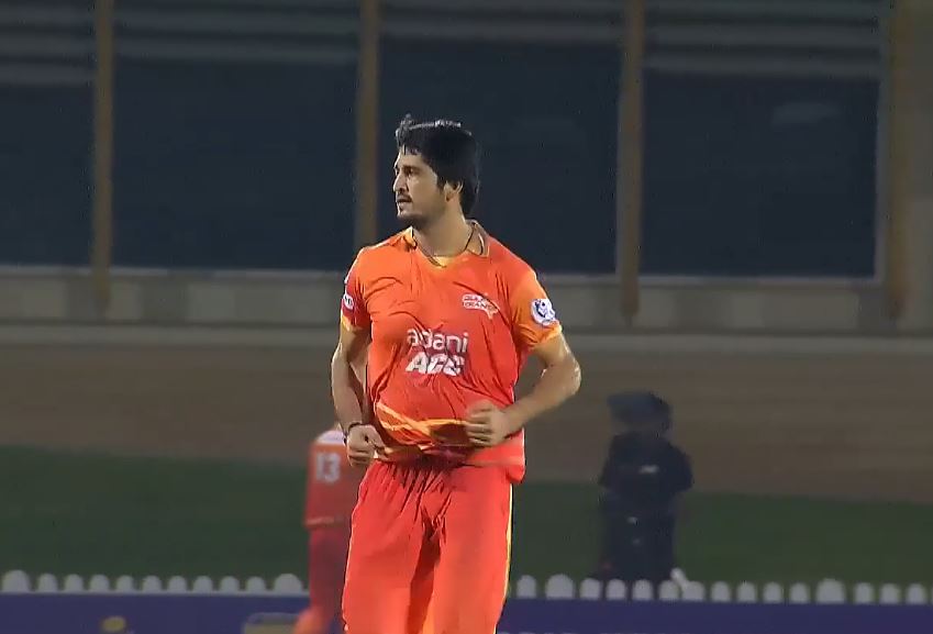 Tahir Zaman's 3 for 22 | Match 8