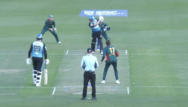 Adelaide Strikers beat Tasmania by 21 runs