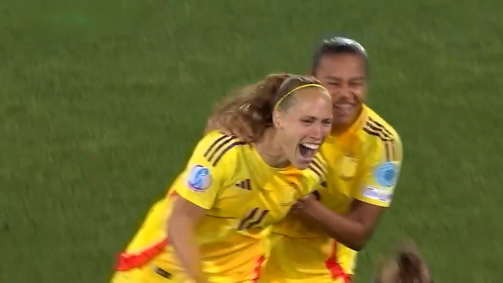 GOAL GLORY! Cayman finished with finesse | Top moment of the day 10