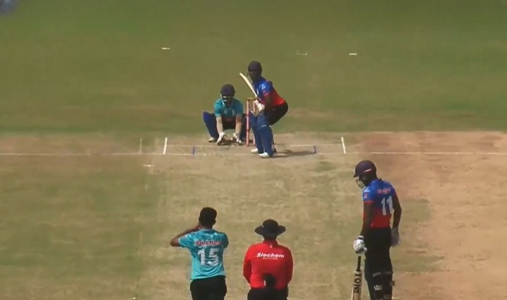 Warriors beat Avengers by 8 wickets 
