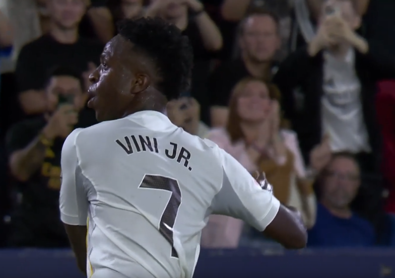 GOAL! Vinicius’s outside-boot stunner shocked Levante
