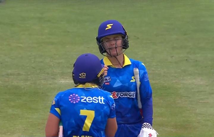 Otago Sparks beat Central Hinds by 7 wickets | Match 5