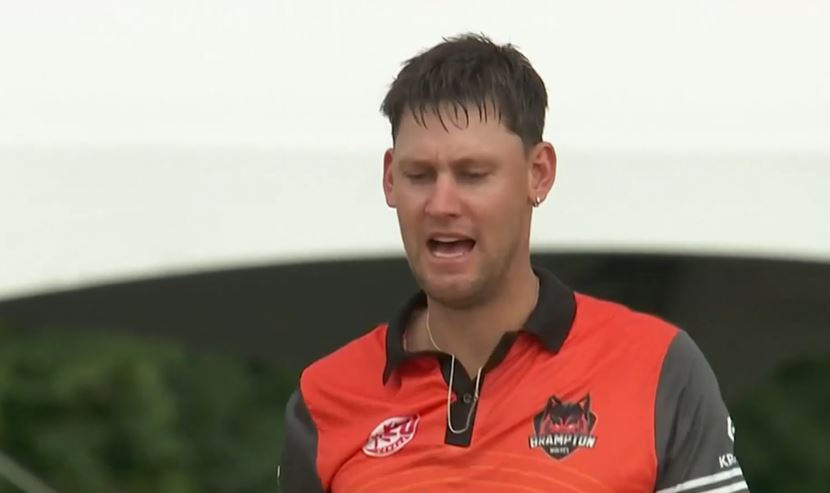 Brampton vs Surrey: Beau Webster's 3 for 16