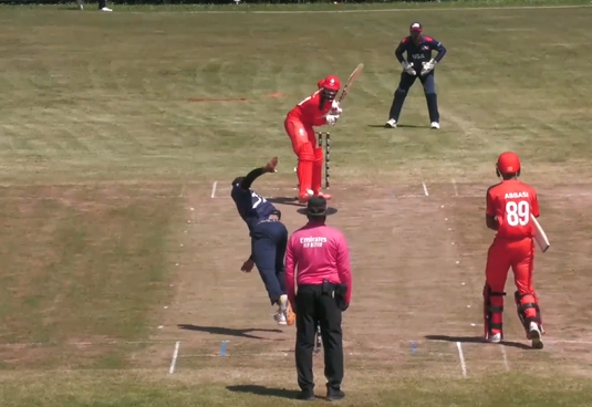 Yuvraj Samra's 52 off 46 | Match 4