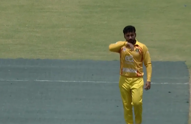 Zahir Khan's 3 for 60 | Match 15