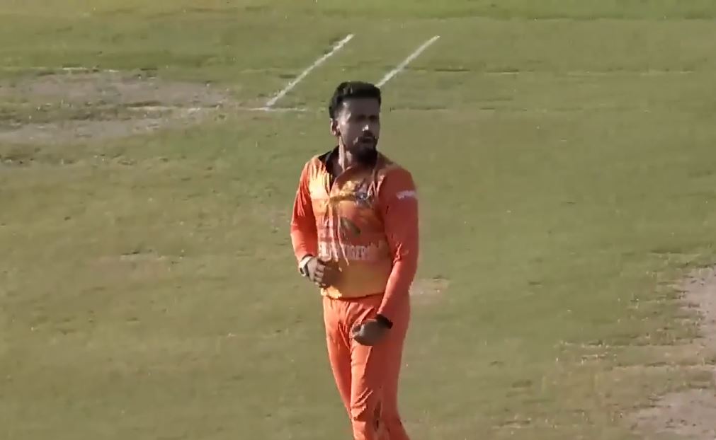 Zahir Khan's 3 for 33 | Match 2