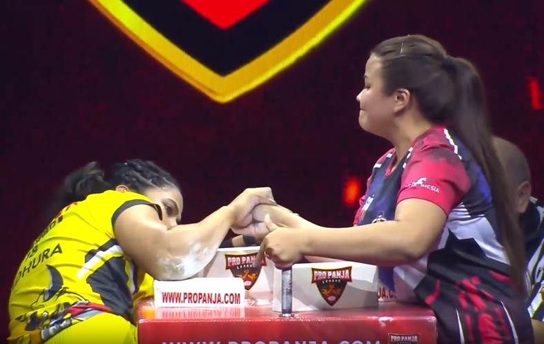 Rohtak Rowdies vs Kiraak Hyderabad | Ribasuk Lyngdoh vs Madhura KN (65 kg) | Hindi Highlights 