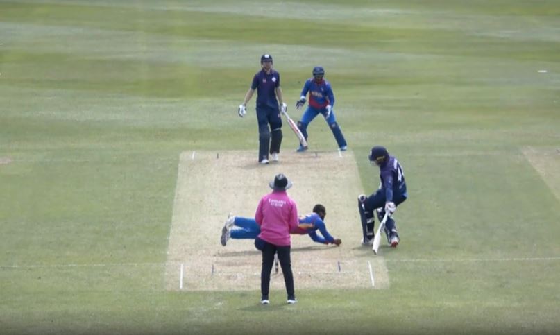 Reflex Rocket! Dipendra Singh Airee pulled off a c&b screamer