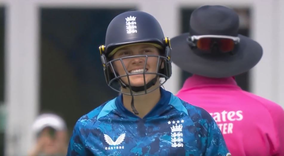 Amy Jones's 129 off 98 | 2nd ODI