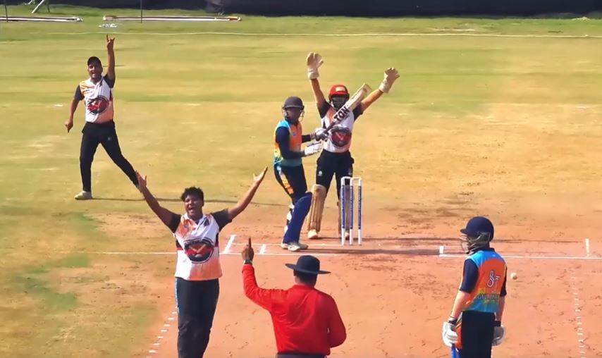 Amit Joshi's 3 for 20 | Match 9