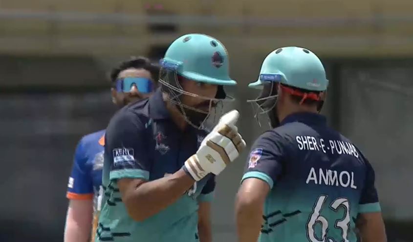 Royal Phantoms vs JK Super Strikers: Anmolpreet Singh's 55* off 33