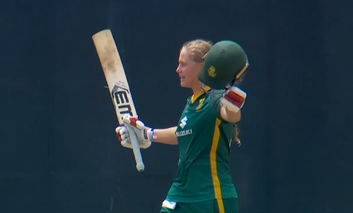 Annerie Dercksen's 104 off 84 | Match 6