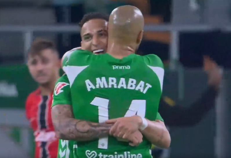 GOLAZO! Antony’s second goal stunned Betis