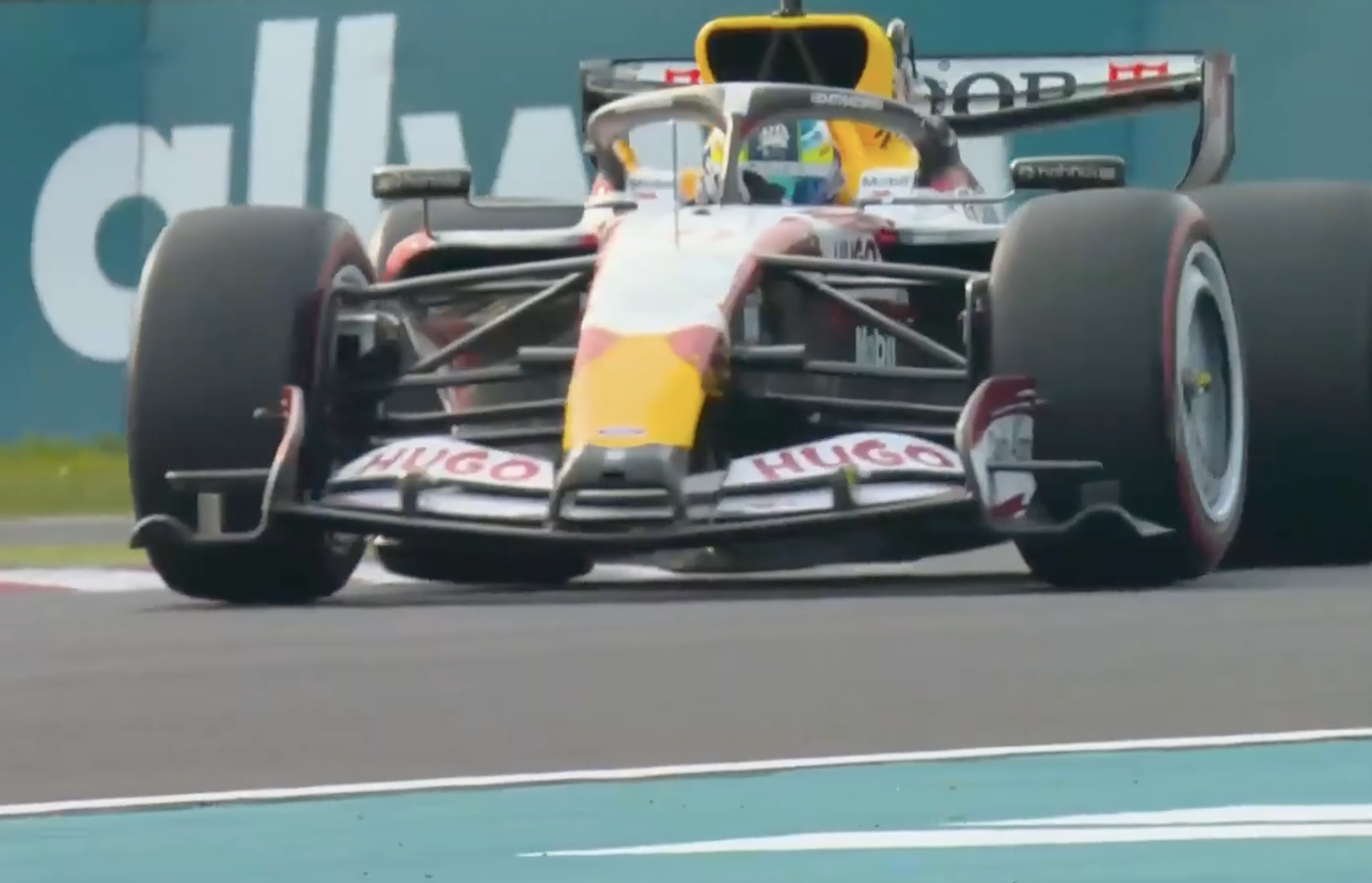 MAX OUT IN Q2! Lindblad knocks Verstappen out of qualifying