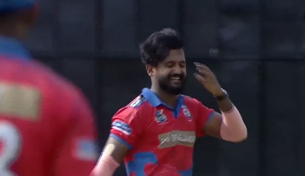 Kochi Blue Tigers vs Aries Kollam Sailors: KM Asif's 4 for 23