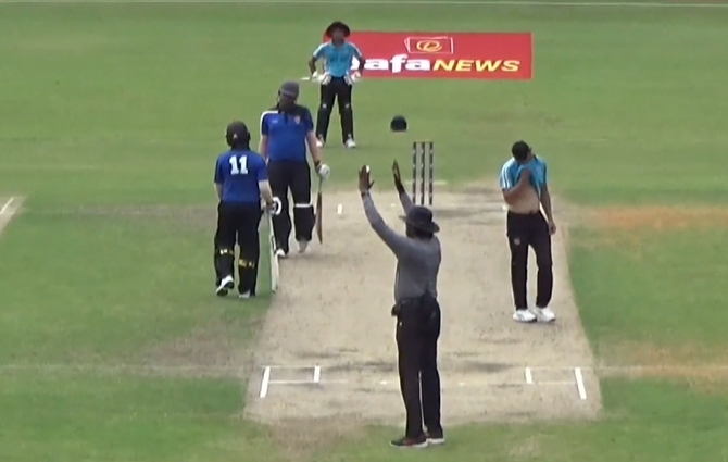 Aslam Khan Malik's 57* off 63 | Match 1