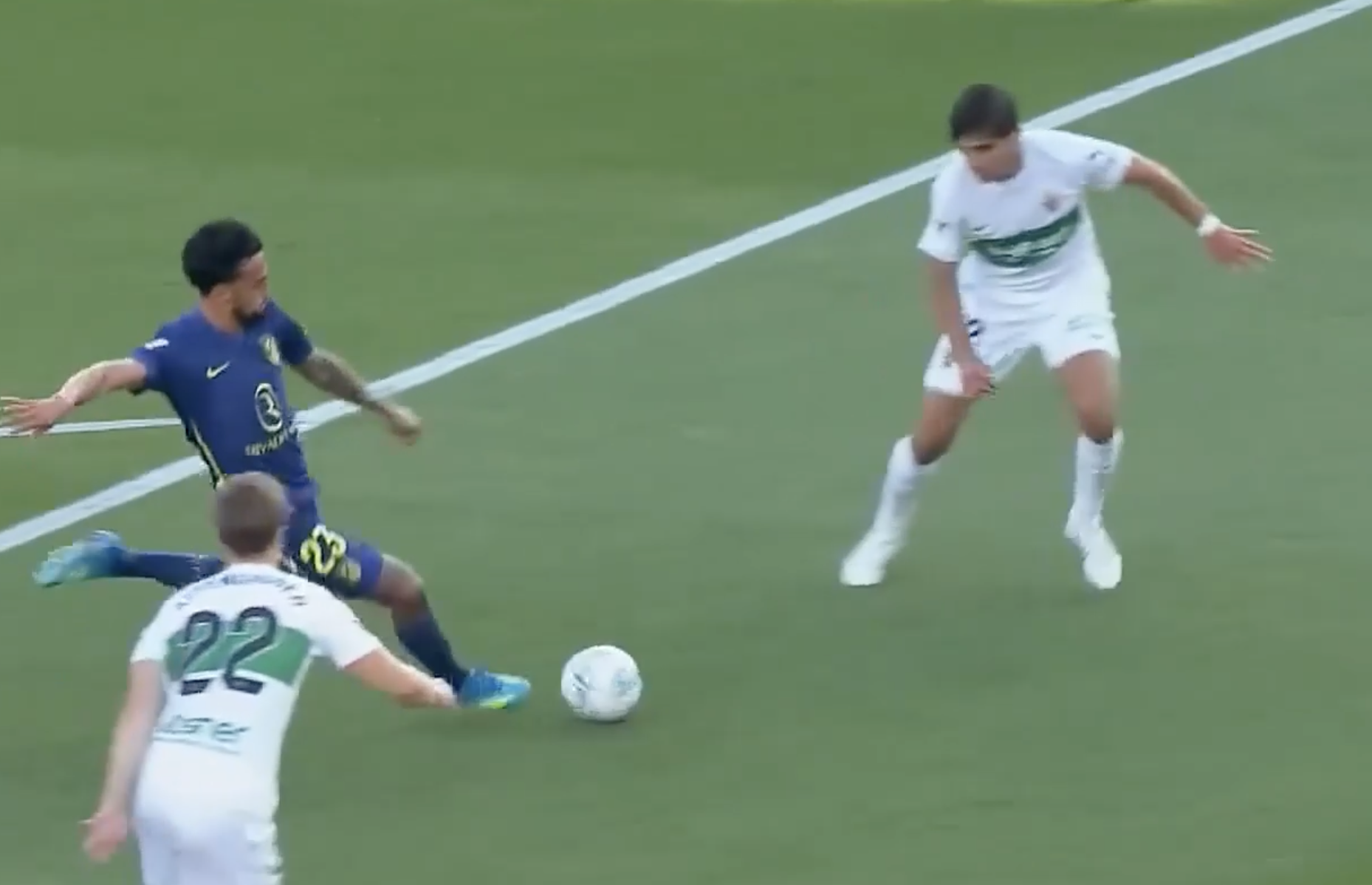 EXQUISITE! Nicolas Gonzalez lights up Estadio Martínez Valero