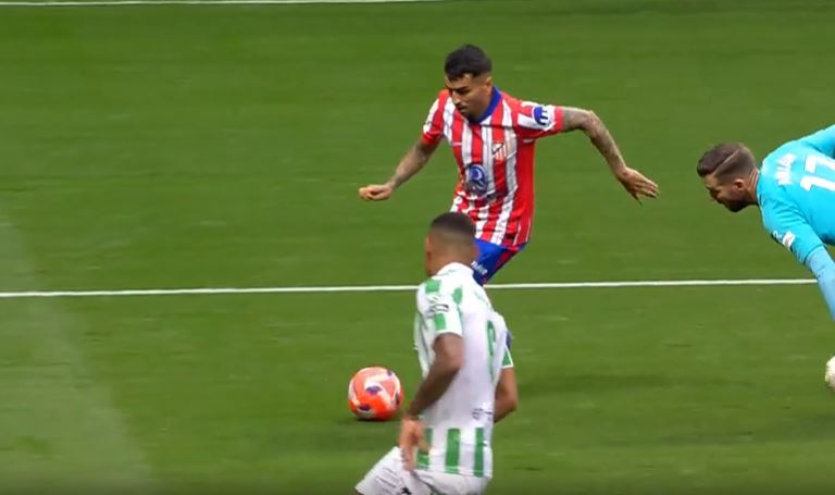 ANGELIC CHAOS! Correa waltzed past keeper and defender