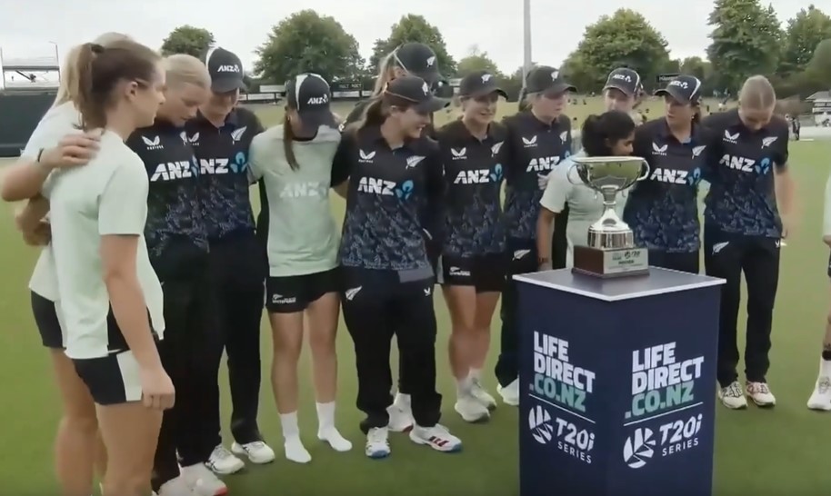 New Zealand Women beat Zimbabwe Women by 10 wickets | 3rd T20I