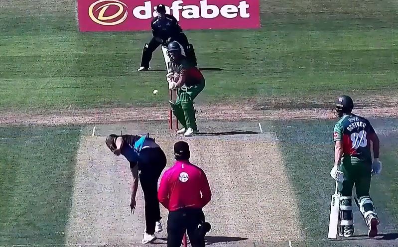 Ben Cox's 70* off 44 | Match 105