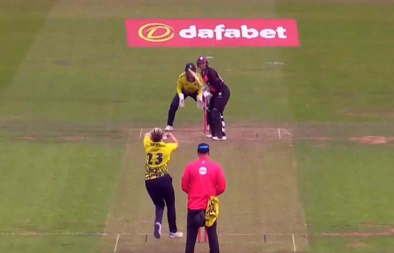 Rebecca Odgers's 54 off 37 | Match 33