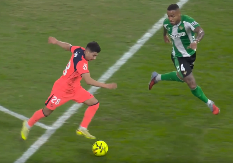 EXCEPTIONAL! Roony Bardghji's goal leaves the fans in awe