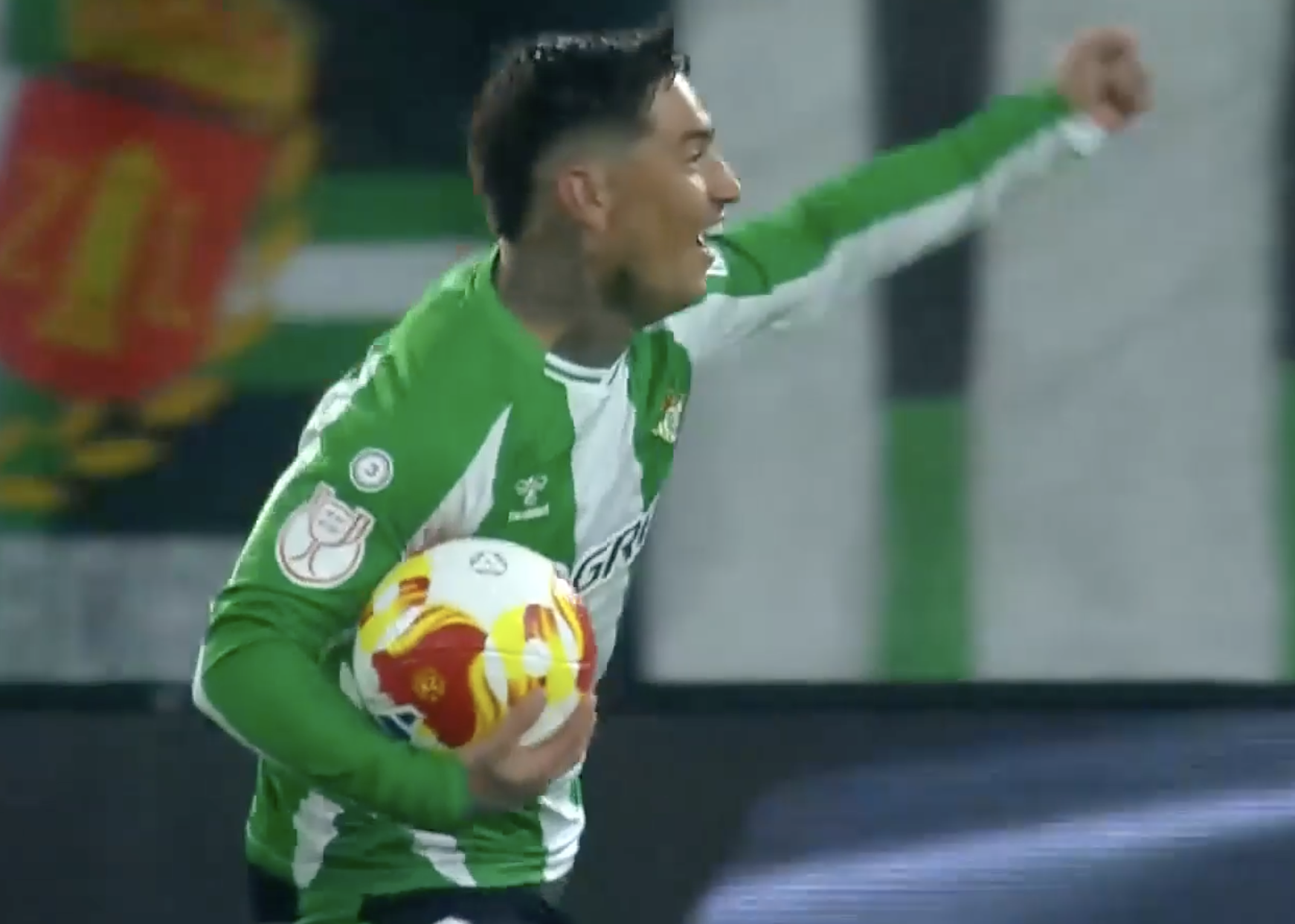 CLINICAL! Avila equalises for Betis with a superb goal 