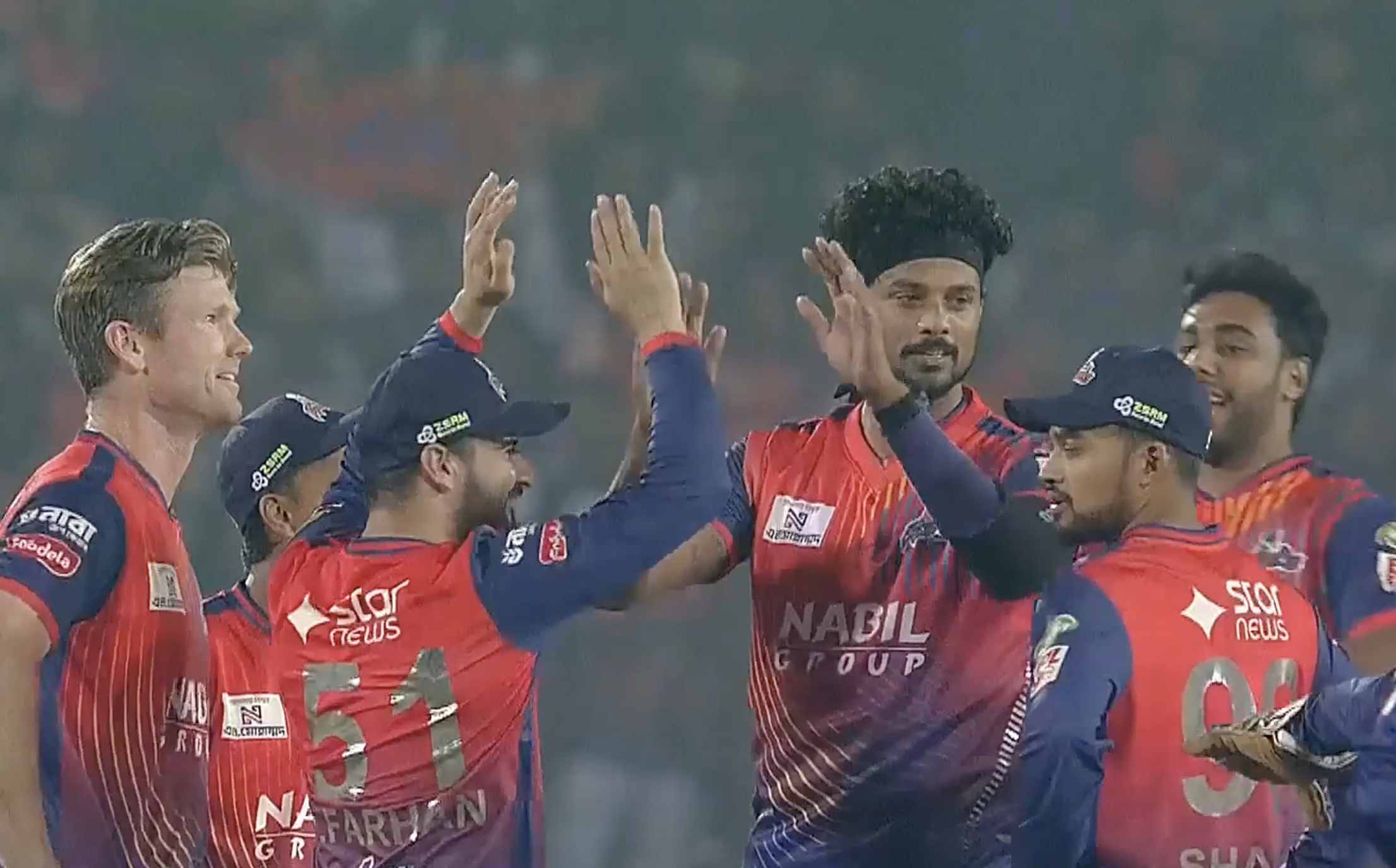 DOUBLE STRIKE! Binura Fernando bags early wickets in the Final