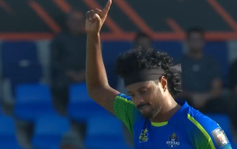 Binura Fernando's 3 for 18 | Match 19 