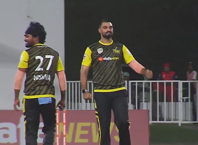 Abid Khan's 4 for 18 | Match 20