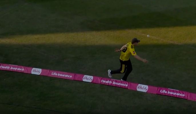 ON THE EDGE! Miles Hammond’s spectacular boundary catch