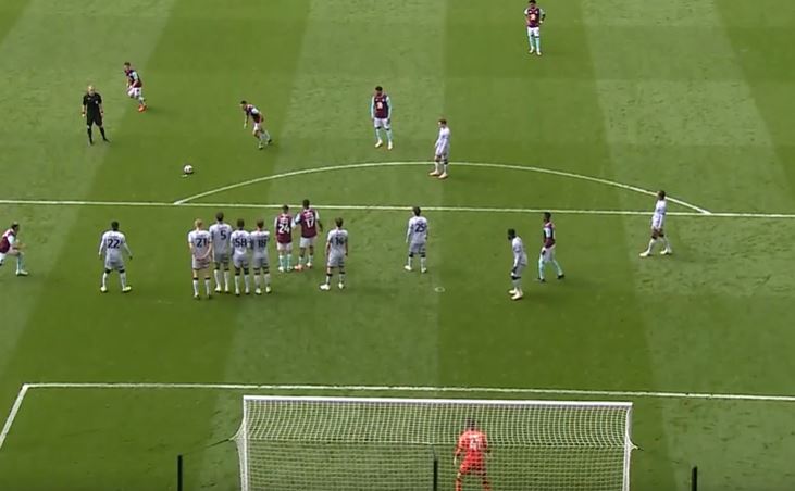 Bottom-Corner Stunner! Josh Brownhill's thunderous free-kick 