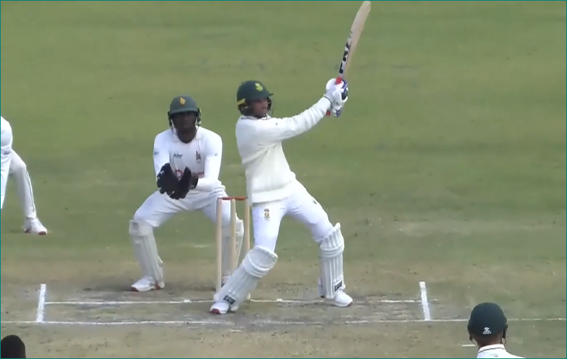 Keshav Maharaj's 51 off 60 | 1st Test, Day 3