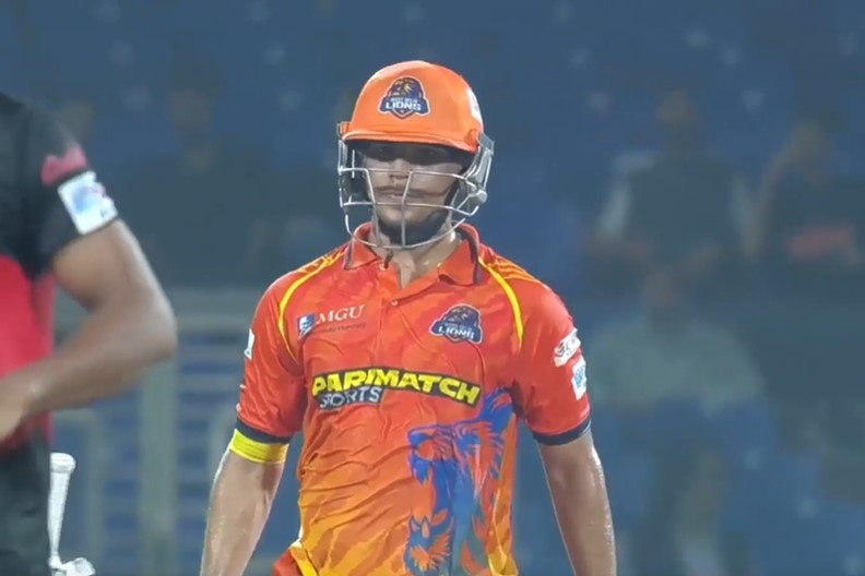 Ayush Doseja's 54* off 49 | Match 43