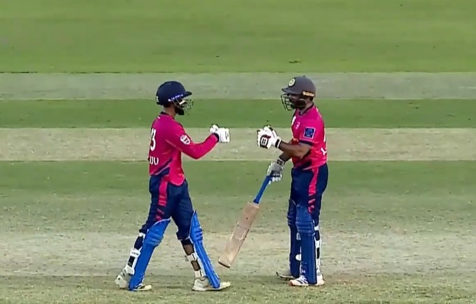 Sanju Sanjeev's 61 off 43 | Match 9