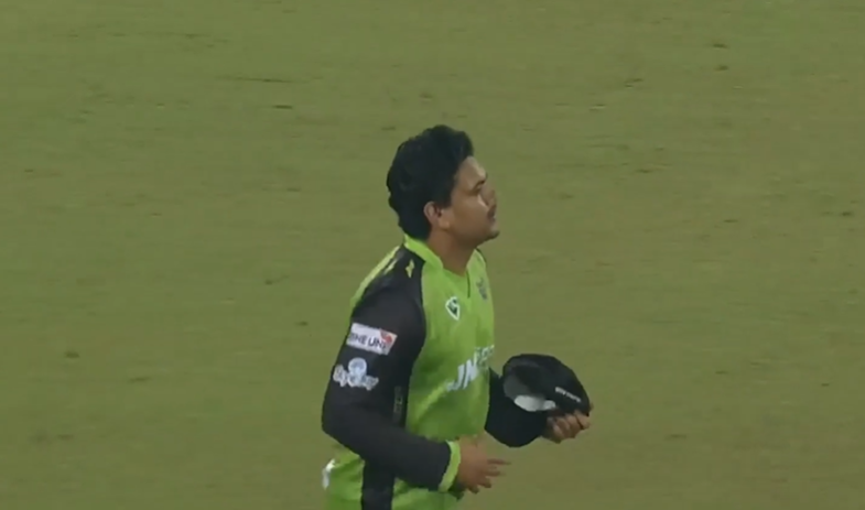 TAKEN! Tawfique Khan's stunner dismisses Mahmudul Hasan Joy