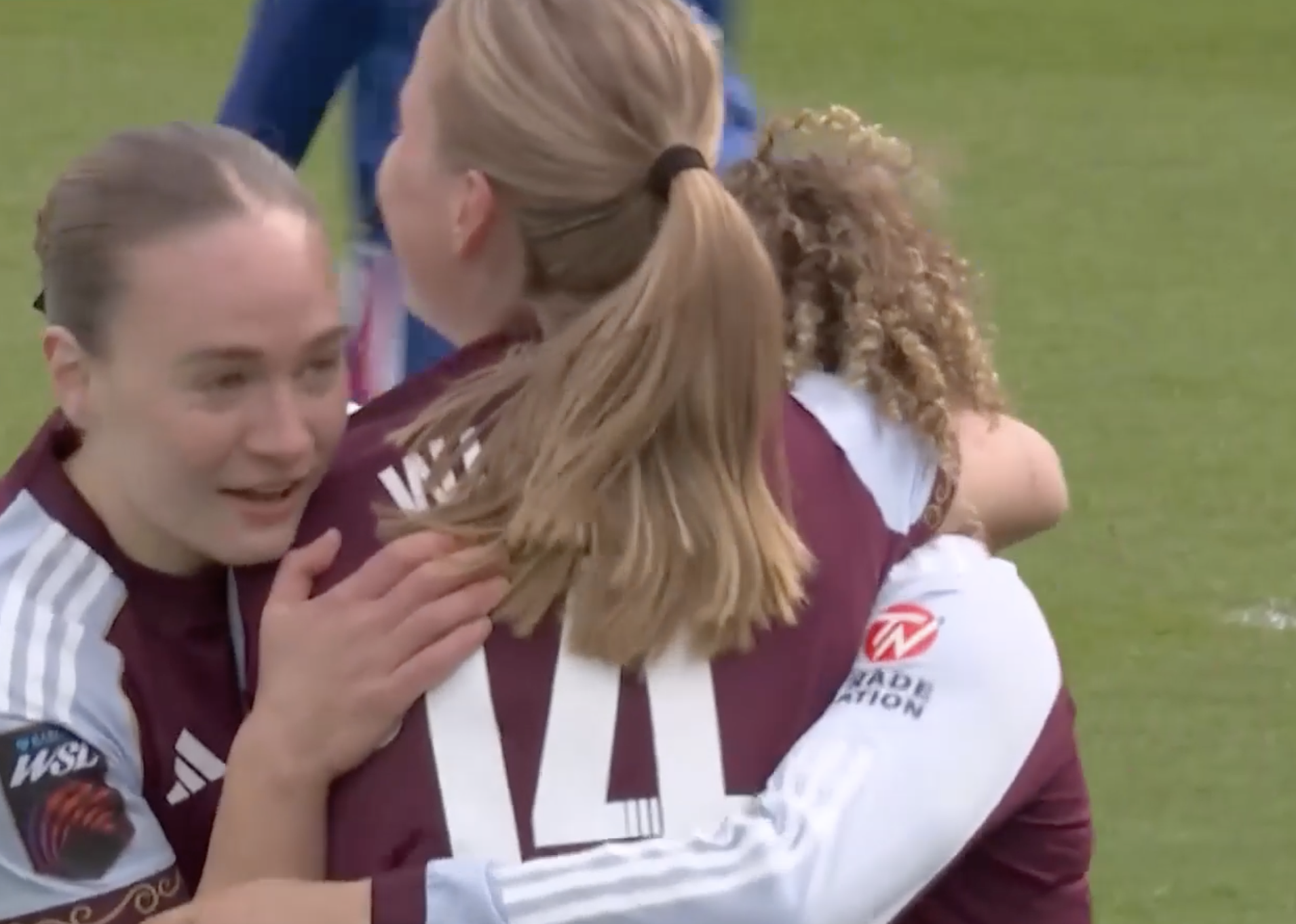 EXQUISITE! Chasity Grant's early strike stuns Chelsea 