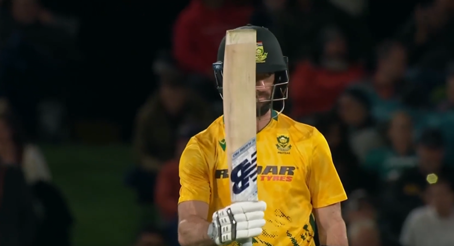 TAKE A BOW! Connor Esterhuizen scores back-to-back fifties