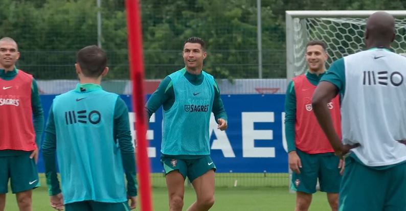 Ronaldo's Portugal train as Turkey test approaches
