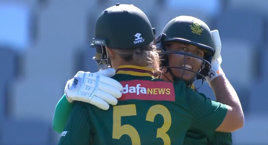 Chloe Tryon's 52* off 25 | 2nd ODI 