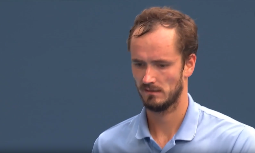 Rei Sakamoto vs Daniil Medvedev | Day 4 | Stadium