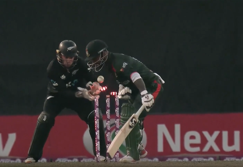 JAFFA! Dean Foxcroft bamboozles Litton Das