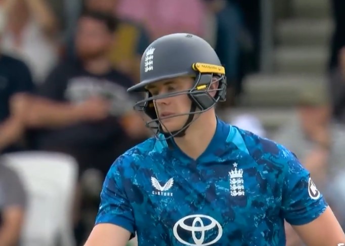 Jamie Smith's 54 off 48 | 1st ODI