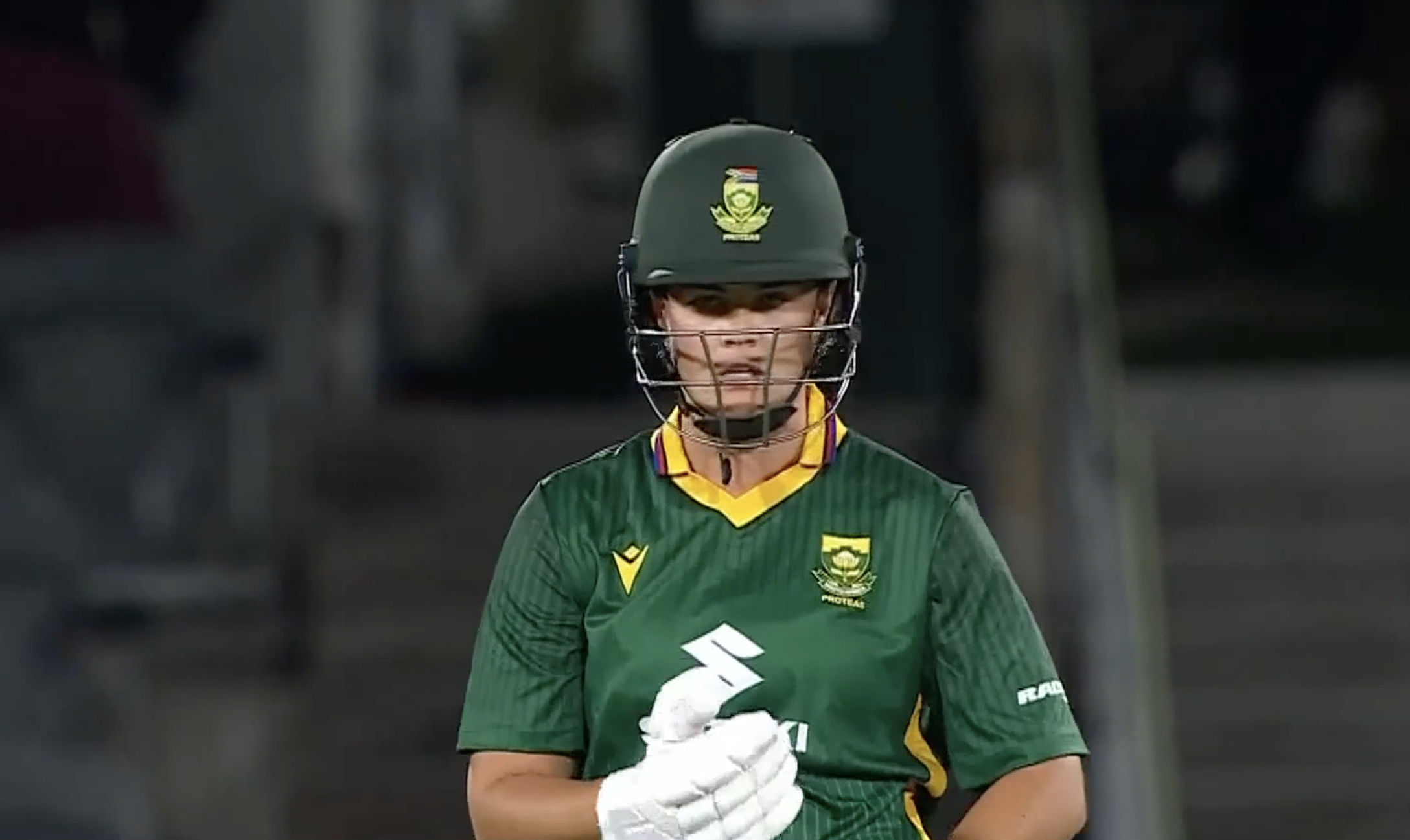 SENSATIONAL! Debutant Reyneke's last-ball six seals thriller for Proteas